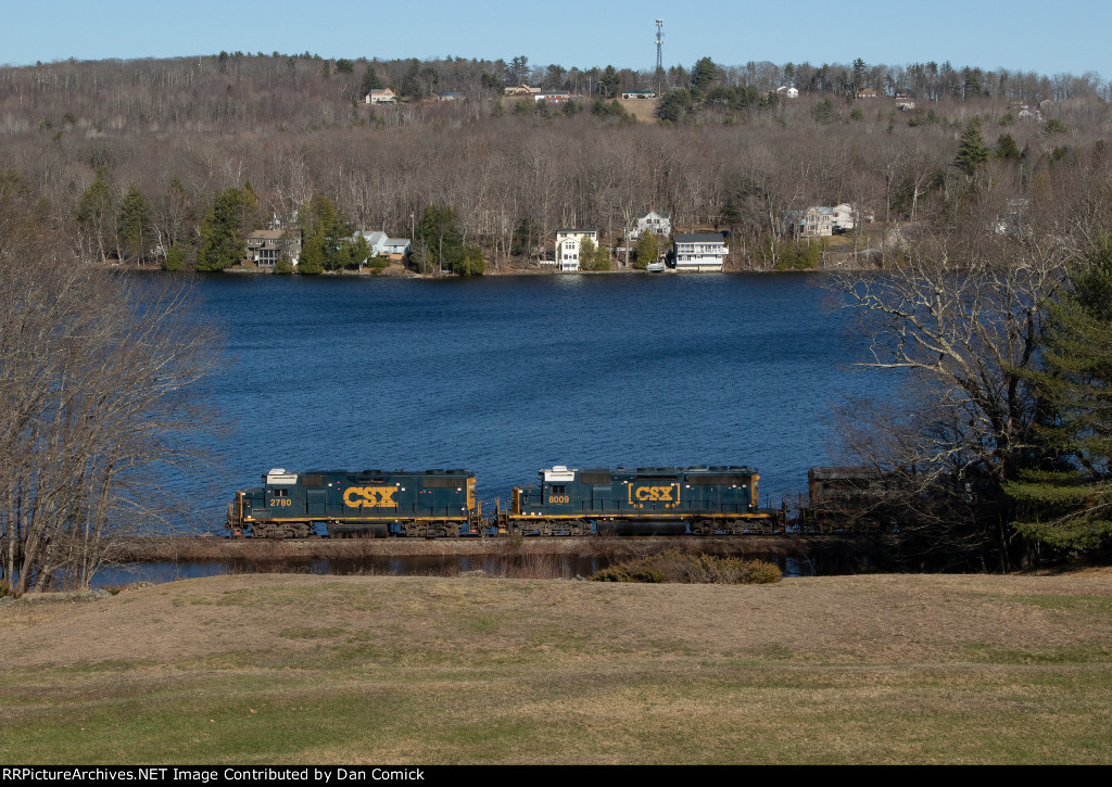 CSXT 2780 Leads L070 at Winthrop